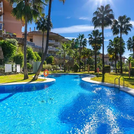 Apartment Holiday Reserva Del Higueron