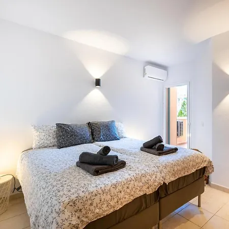 Holiday Reserva Del Higueron Apartment Benalmadena